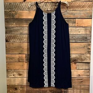 Navy A-line dress w white lace accent